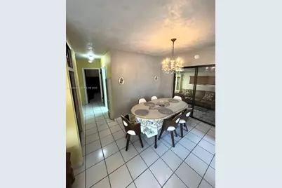 252 E 37th St, Hialeah, FL 33013 - Photo 13