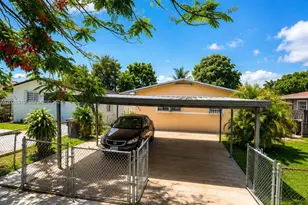 252 E 37th St, Hialeah, FL 33013 - Photo 5