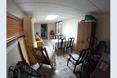 252 E 37th St, Hialeah, FL 33013 - Photo 19