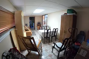 252 E 37th St, Hialeah, FL 33013 - Photo 19