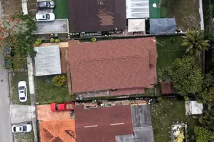 252 E 37th St, Hialeah, FL 33013 - Photo 3