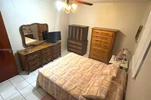 252 E 37th St, Hialeah, FL 33013 - Photo 31
