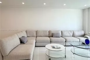 19390 Collins Ave, Sunny Isles Beach, FL 33160 - Photo 11