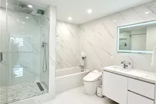 19390 Collins Ave, Sunny Isles Beach, FL 33160 - Photo 35