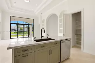 3250 W Stonebrook Cir, Davie, FL 33330 - Photo 17