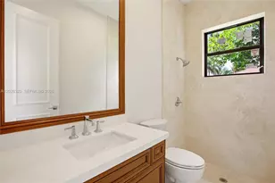 3250 W Stonebrook Cir, Davie, FL 33330 - Photo 55