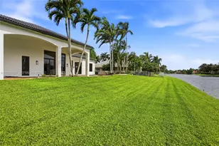 3250 W Stonebrook Cir, Davie, FL 33330 - Photo 69