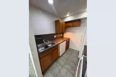 2120 Sherwood Forest Blvd #30, West Palm Beach, FL 33415 - Photo 7