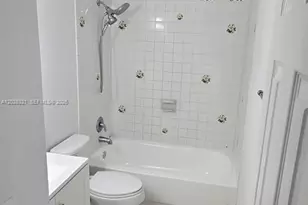 2120 Sherwood Forest Blvd, West Palm Beach, FL 33415 - Photo 15