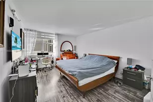 2030 S Ocean Dr, Hallandale Beach, FL 33009 - Photo 25