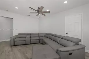 442 SW 22nd Ave, Fort Lauderdale, FL 33312 - Photo 3