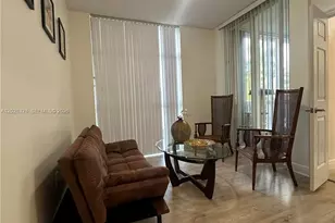 9755 NW 52nd St, Doral, FL 33178 - Photo 5