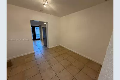 165 Lawn Way, Miami Springs, FL 33166 - Photo 19