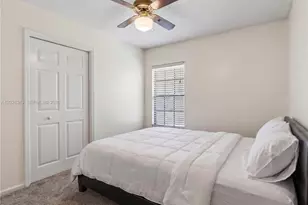 1641 Spring Oaks Ln, Jacksonville, FL 32221 - Photo 9