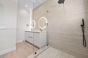 1135 NE 11th Ave, Fort Lauderdale, FL 33304 - Photo 17