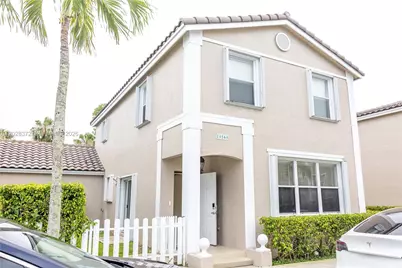 10560 NW 57th Ct, Coral Springs, FL 33076 - Photo 1