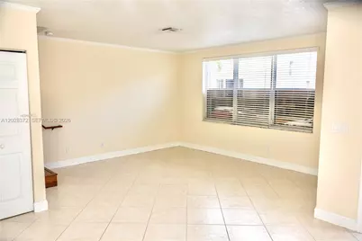 10560 NW 57th Ct, Coral Springs, FL 33076 - Photo 3