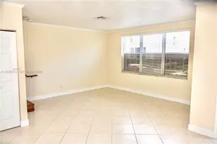 10560 NW 57th Ct, Coral Springs, FL 33076 - Photo 3