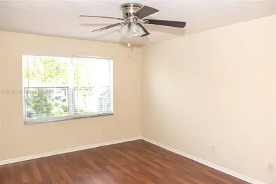 10560 NW 57th Ct, Coral Springs, FL 33076 - Photo 11