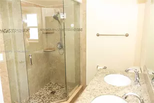 10560 NW 57th Ct, Coral Springs, FL 33076 - Photo 15