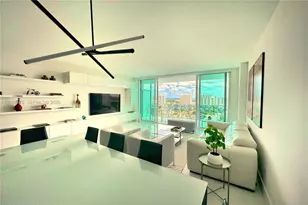 400 Sunny Isles Blvd, Sunny Isles Beach, FL 33160 - Photo 5