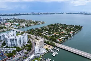 7904 West Dr, North Bay Village, FL 33141 - Photo 9