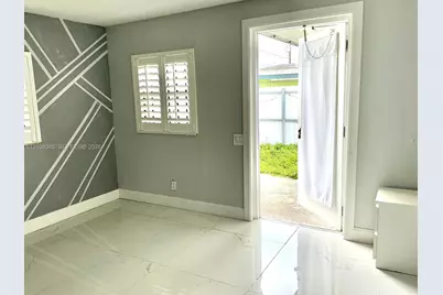 6025 SW 40th St, Miramar, FL 33023 - Photo 9