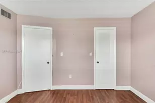 2811 N Pine Island Rd, Sunrise, FL 33322 - Photo 13