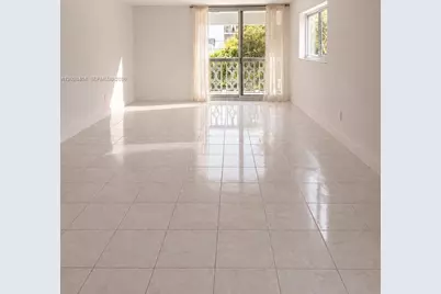 1400 Lincoln Rd #301, Miami Beach, FL 33139 - Photo 11