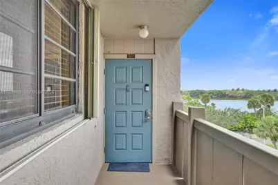 901 Colony Point Cir #501, Pembroke Pines, FL 33026 - Photo 31