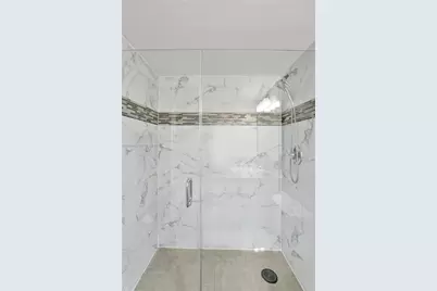 901 Colony Point Cir #501, Pembroke Pines, FL 33026 - Photo 23