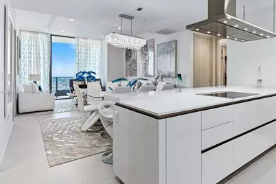 1000 Brickell Plz #PH6006, Miami, FL 33131 - Photo 5