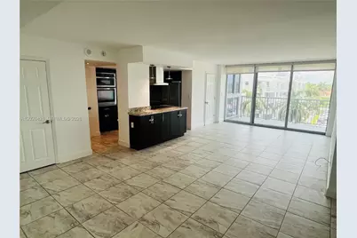2655 Collins Ave #602, Miami Beach, FL 33140 - Photo 1