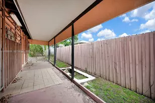 1421 SW 92nd Ave, Miami, FL 33174 - Photo 45