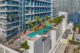 60 SW 13th St, Miami, FL 33130 - Photo 11