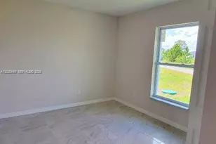 9019 E Crow Cir, Labelle, FL 33935 - Photo 17