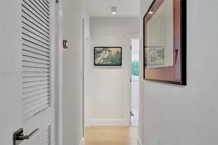 1223 NE 102nd St, Miami Shores, FL 33138 - Photo 13