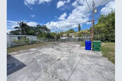 212 NW 28th Way, Fort Lauderdale, FL 33311 - Photo 31