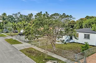 1365 NE 130th St, North Miami, FL 33161 - Photo 61