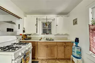 259 NE 57th St, Miami, FL 33137 - Photo 15