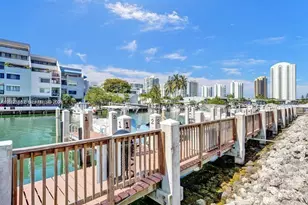 400 Kings Point Dr, Sunny Isles Beach, FL 33160 - Photo 5