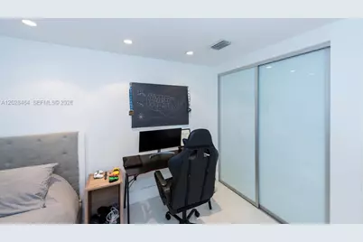 781 Crandon Blvd #405, Key Biscayne, FL 33149 - Photo 23