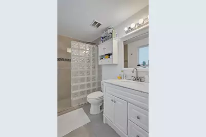 1223 NE 102nd St, Miami Shores, FL 33138 - Photo 21