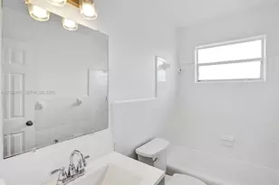 114 SE 8th St, Hallandale Beach, FL 33009 - Photo 19