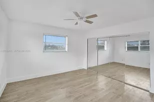 114 SE 8th St, Hallandale Beach, FL 33009 - Photo 13