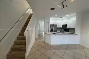 5743 NW 114th Path, Doral, FL 33178 - Photo 5