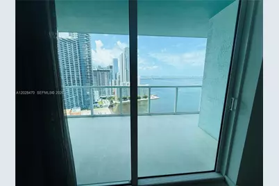 1900 N Bayshore Dr #2415, Miami, FL 33132 - Photo 11