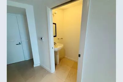 1900 N Bayshore Dr #2415, Miami, FL 33132 - Photo 5
