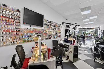 Turnkey Beauty Salon For Sale in Heart Of Kendall, Kendall, FL 33193 - Photo 13