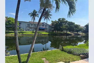 7033 NW 169th St, Hialeah, FL 33015 - Photo 19